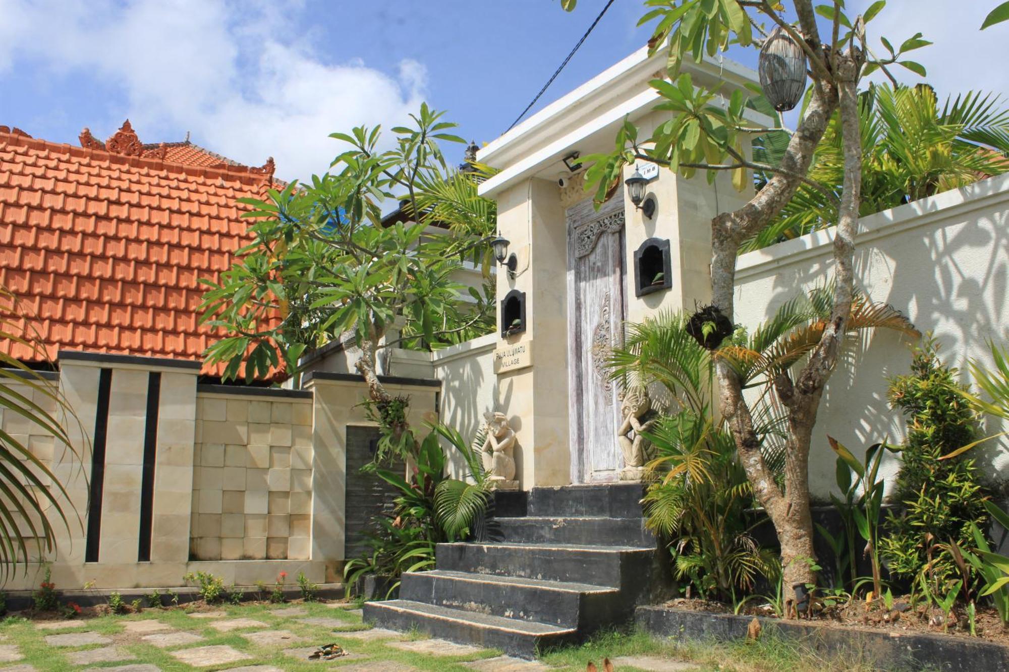 Puja Uluwatu Village Exterior photo